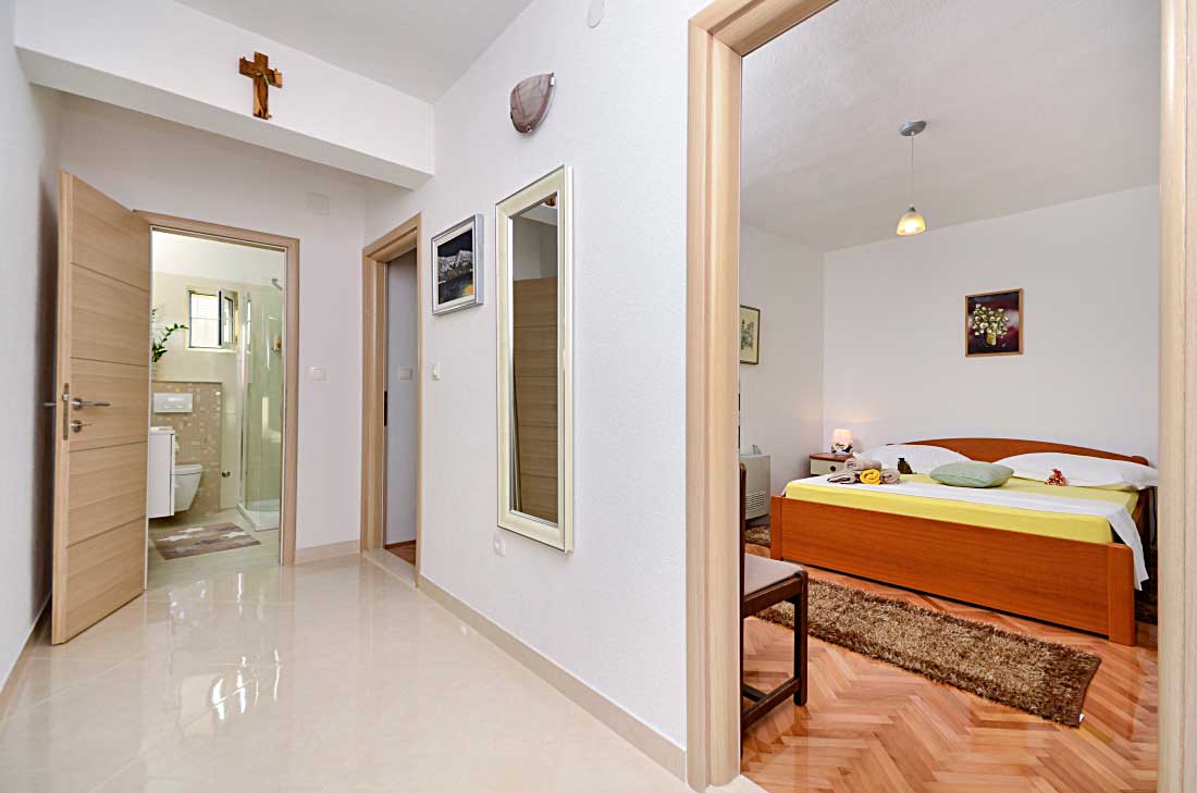 Seafront apartment Baska Voda - Apartment Jurišić / 19