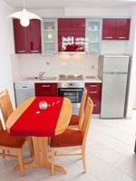 Private accommodation near the beach in Makarska 